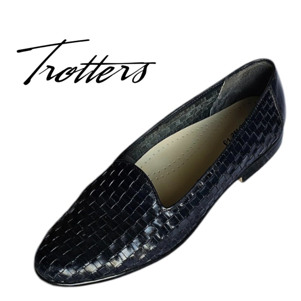 Trotters 9.5 Narrow Navy Woven Genuine Leather Flats Loafers